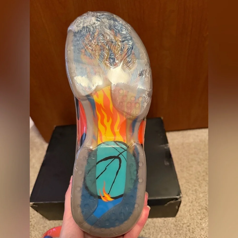 Air Jordan 8 Retro Doernbecher Sneakers